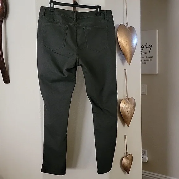 a.n.a JEGGINGS Dark Olive Green size 32/14 - Picture 2 of 10